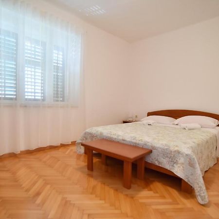 Apartmani Badurina - Crnika Lun  Εξωτερικό φωτογραφία